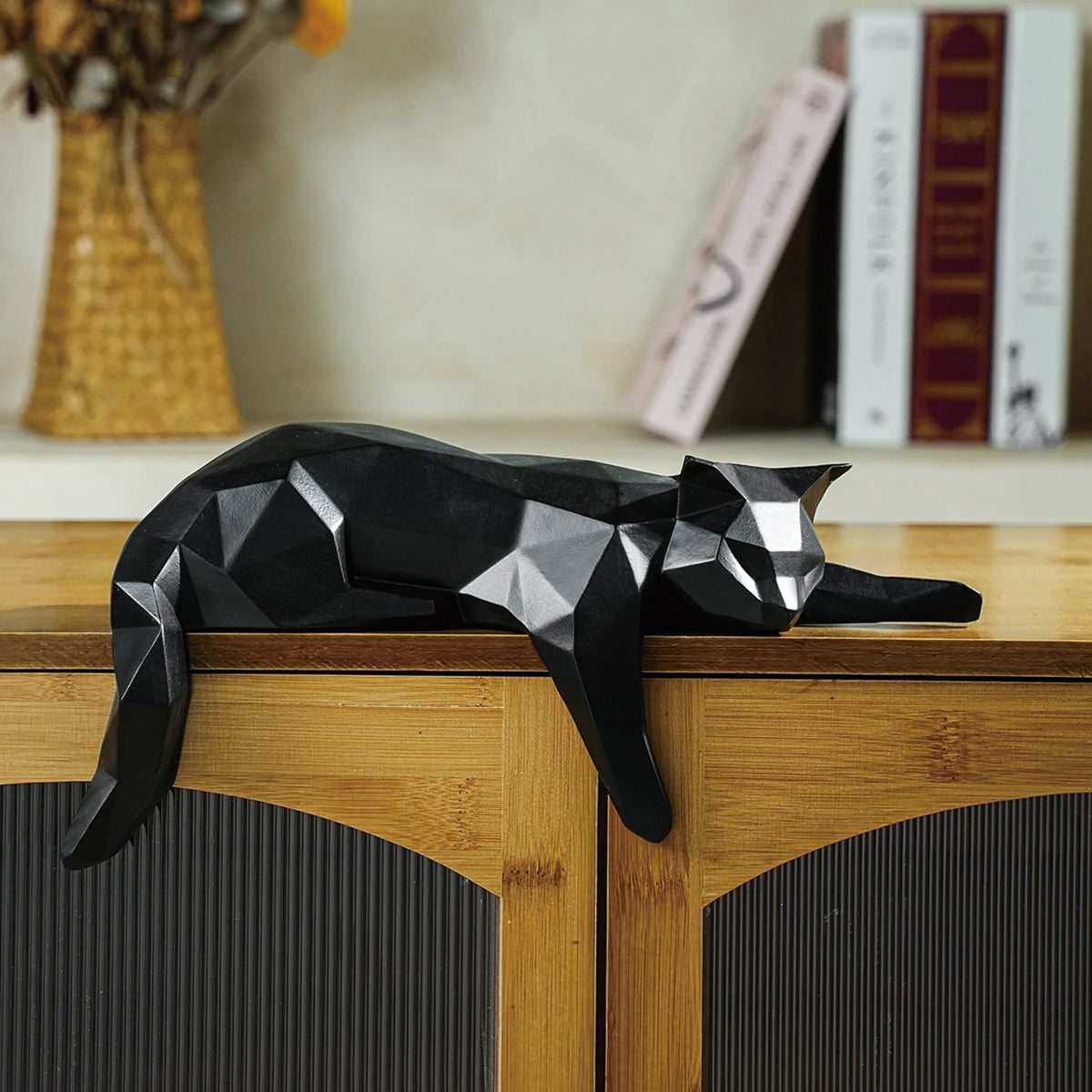 Viella Geometric Lying Cat Statue