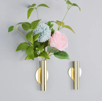 Virella Wall-Mounted Metal Vase