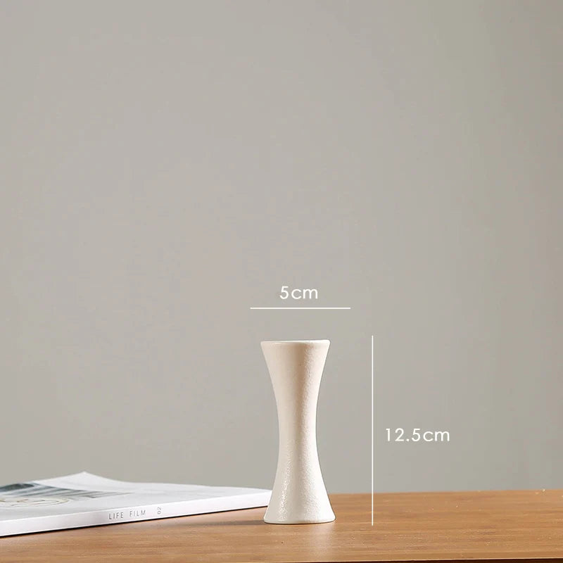 Virella Sculpted Vase