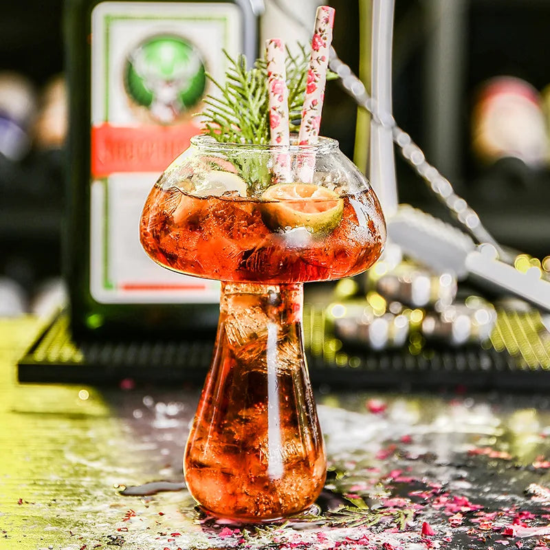 Mushroom Cocktail Glass Cup with Straw for Drinks Beer Creative Clear Wine Glasses Coffee Cups Drinkware Bar Tool