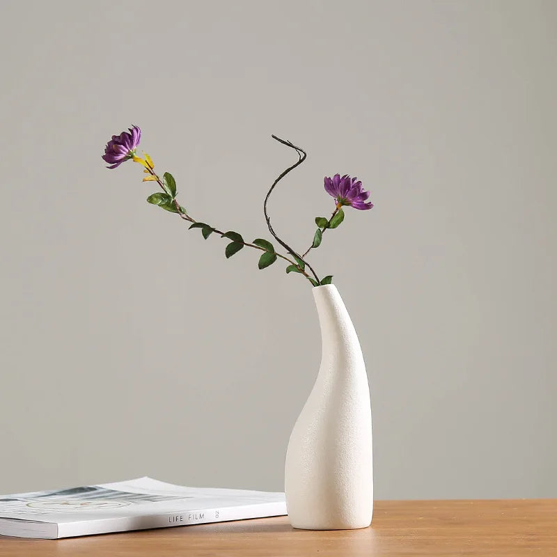 Virella Sculpted Vase