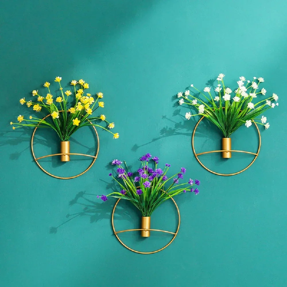 Virella Wall-Mounted Metal Vase