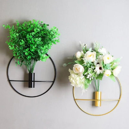 Virella Wall-Mounted Metal Vase